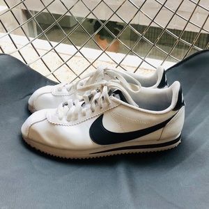 Nike Cortez